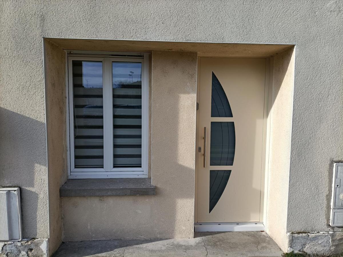 Au Chevet Des Canaux De Verdun Verdun-sur-Meuse Exterior foto